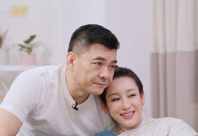 秦海璐结过几次婚 秦影后的三段恋情
