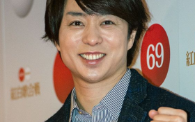 樱井翔被曝即将与女友订婚 却神秘女子密会一夜疑脚踏两只船