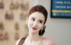 被张萌内涵整容张檬再次无辜躺枪 张檬回应张萌话中带刺：不是第一次因你躺枪