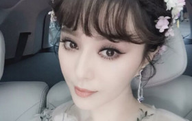 知名女星刚恋爱却被扒隐婚生子 男友嫖娼被抓后身材火辣的她变炮友