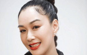 钟丽缇机场教大叔跳无价之姐 今天你揺咿揺咿摇