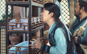 楼舒婉也是穿越的 跟苏檀儿对话暴露穿越细节