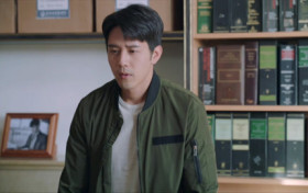 王牌辩护人第14集 麦大奇被人刺杀停止了呼吸
