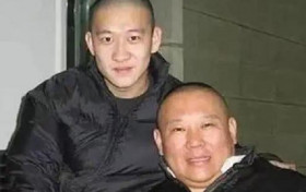 曹云金和郭德纲是怎么回事 往日师徒竟反目成仇