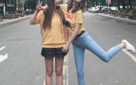 抖音李一檬EMOO双胞胎姐妹个人资料 李一檬EMOO性感照片微博