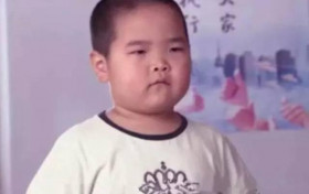“谢飞机”自曝觉得撞脸李现？还称想和李现斗舞，隔空互动引爆笑