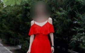 曝某曹姓女演员打骂保姆 原因竟因房间没有收拾便大发雷霆